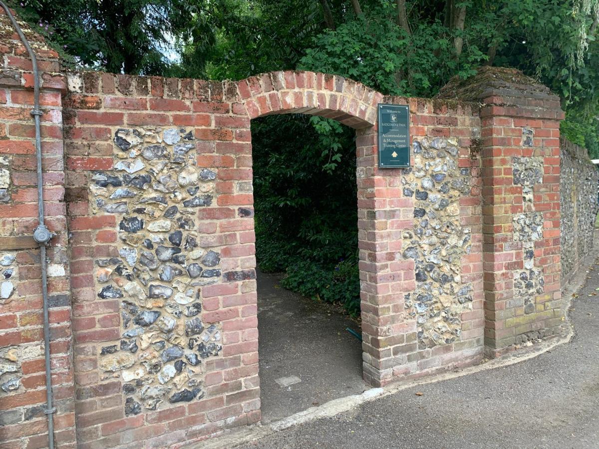 Badgemore Park Henley-on-Thames Exterior photo